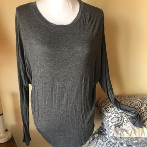 Grey boutique T